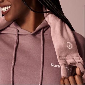 NWT Rare Beauty Find Comfort Weighted Heating Pad